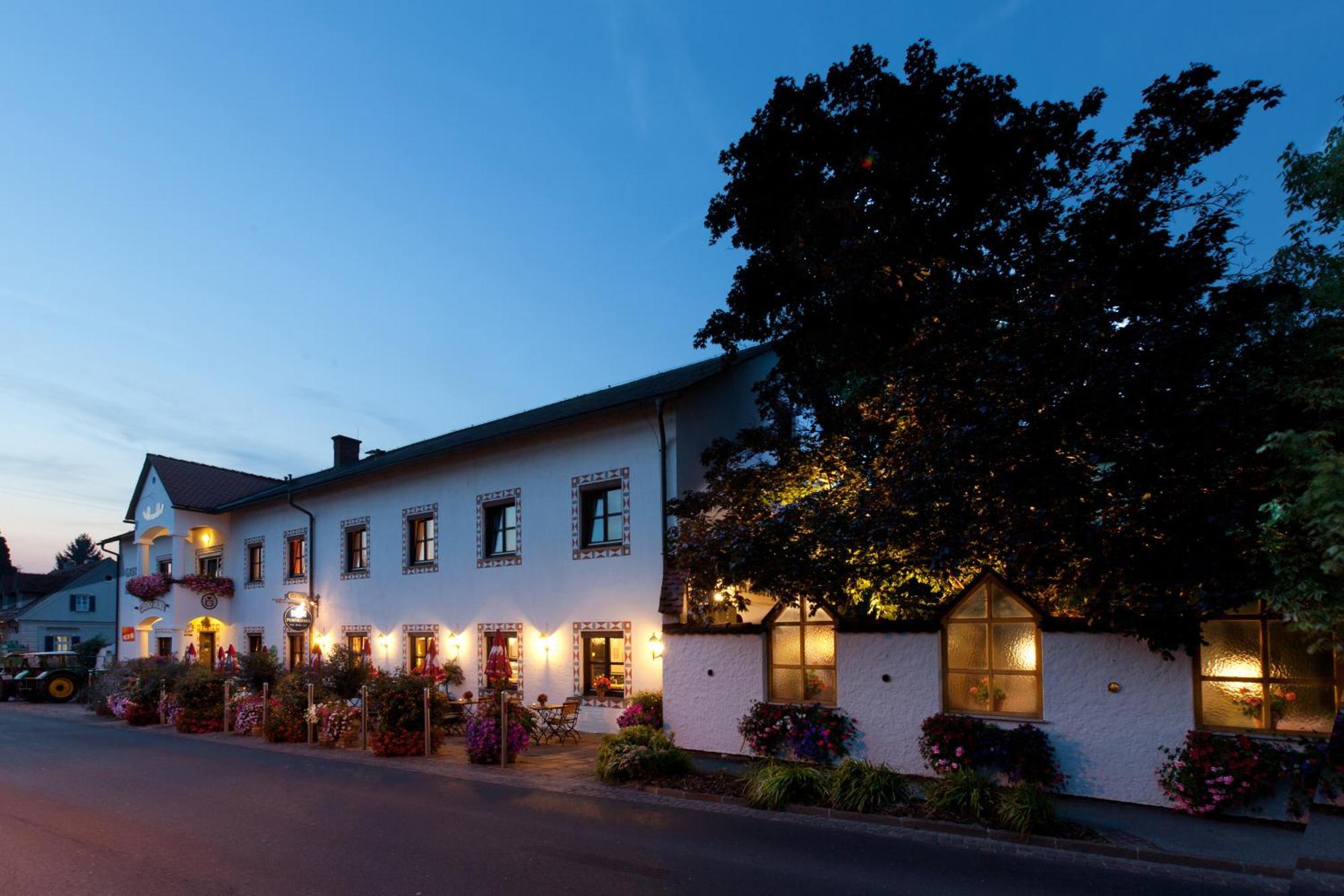 Gasthof Siegfried Gruber Hartmannsdorf Exterior photo
